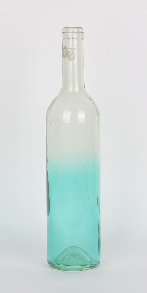 2.75X2.75X12.75"
Décoration de bouteille en verre de couleur dégradée