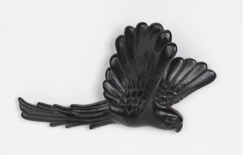 7''X1.75''X4.125''
Flying Bird Décor