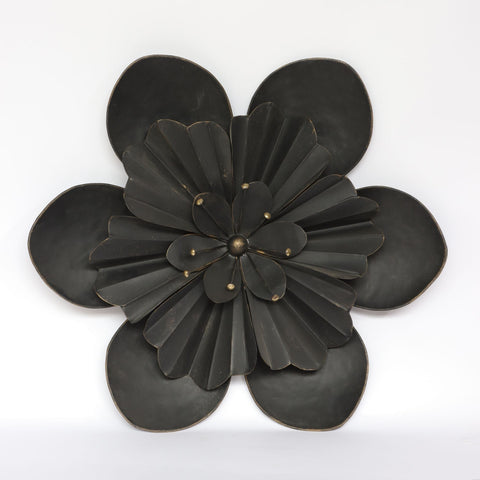 23x3.25in Black Metal flower décor