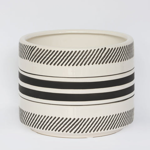 7.875x6.25in Ceramic Pot décor